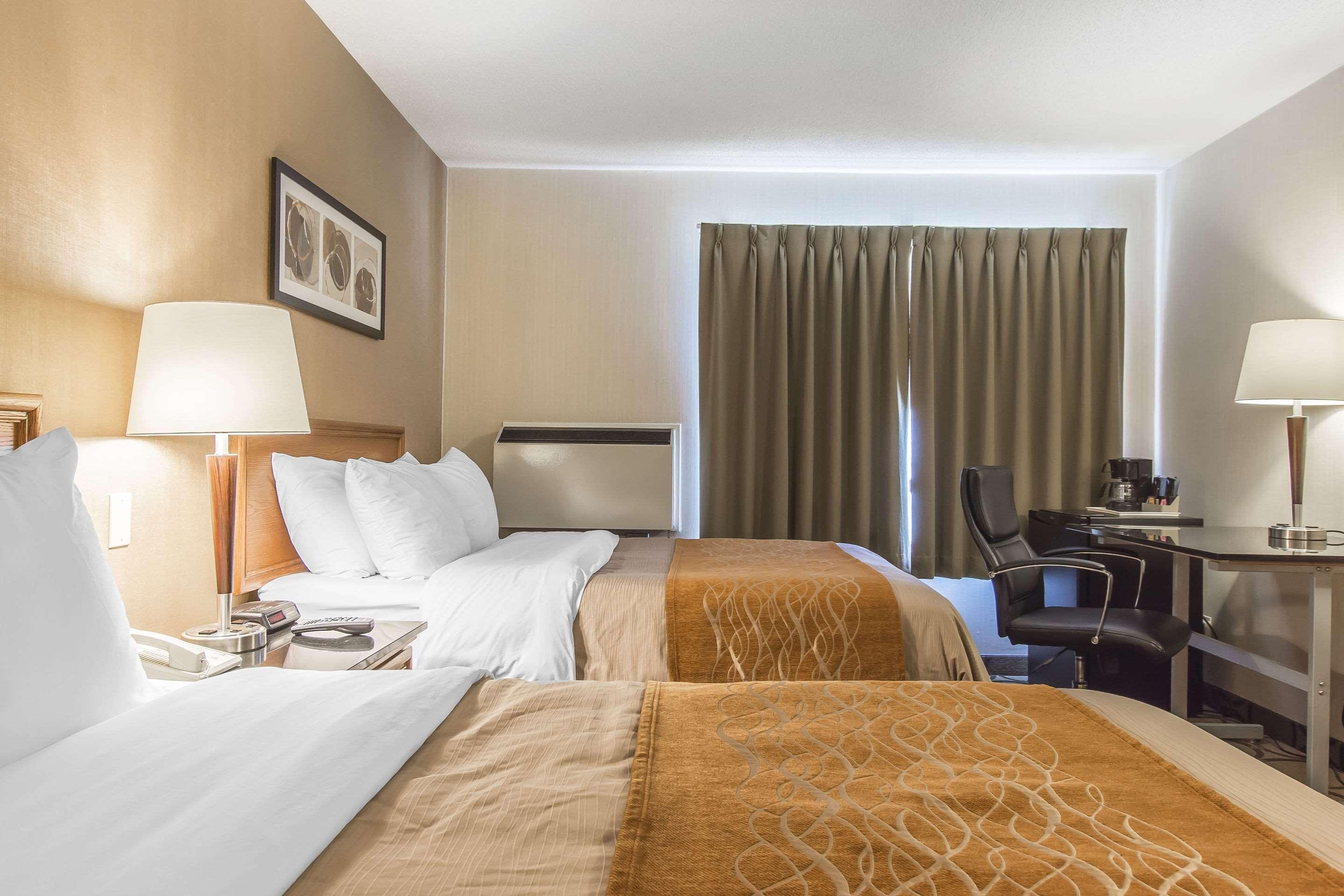 קפוסקאסינג Comfort Inn מראה חיצוני תמונה