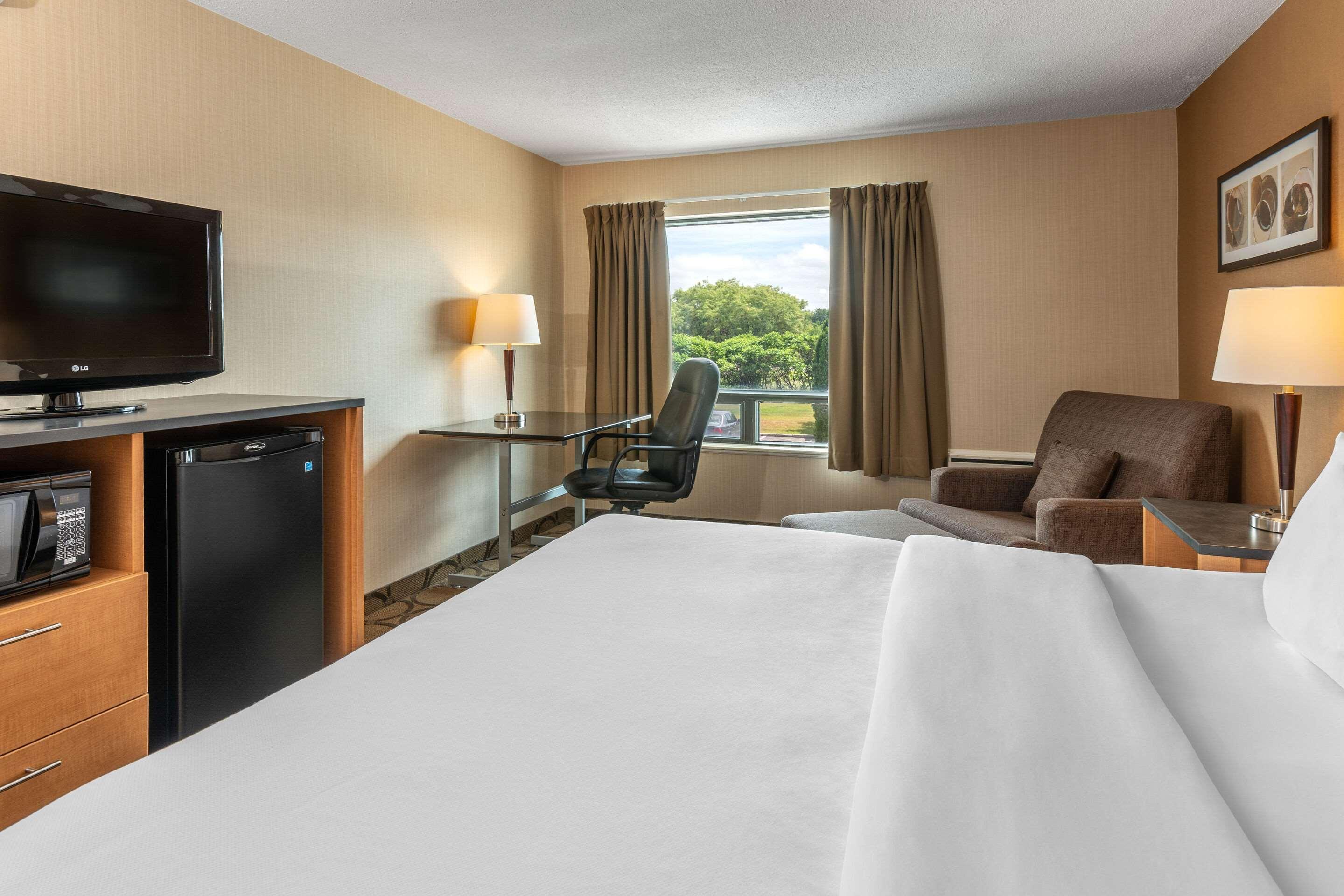 קפוסקאסינג Comfort Inn מראה חיצוני תמונה