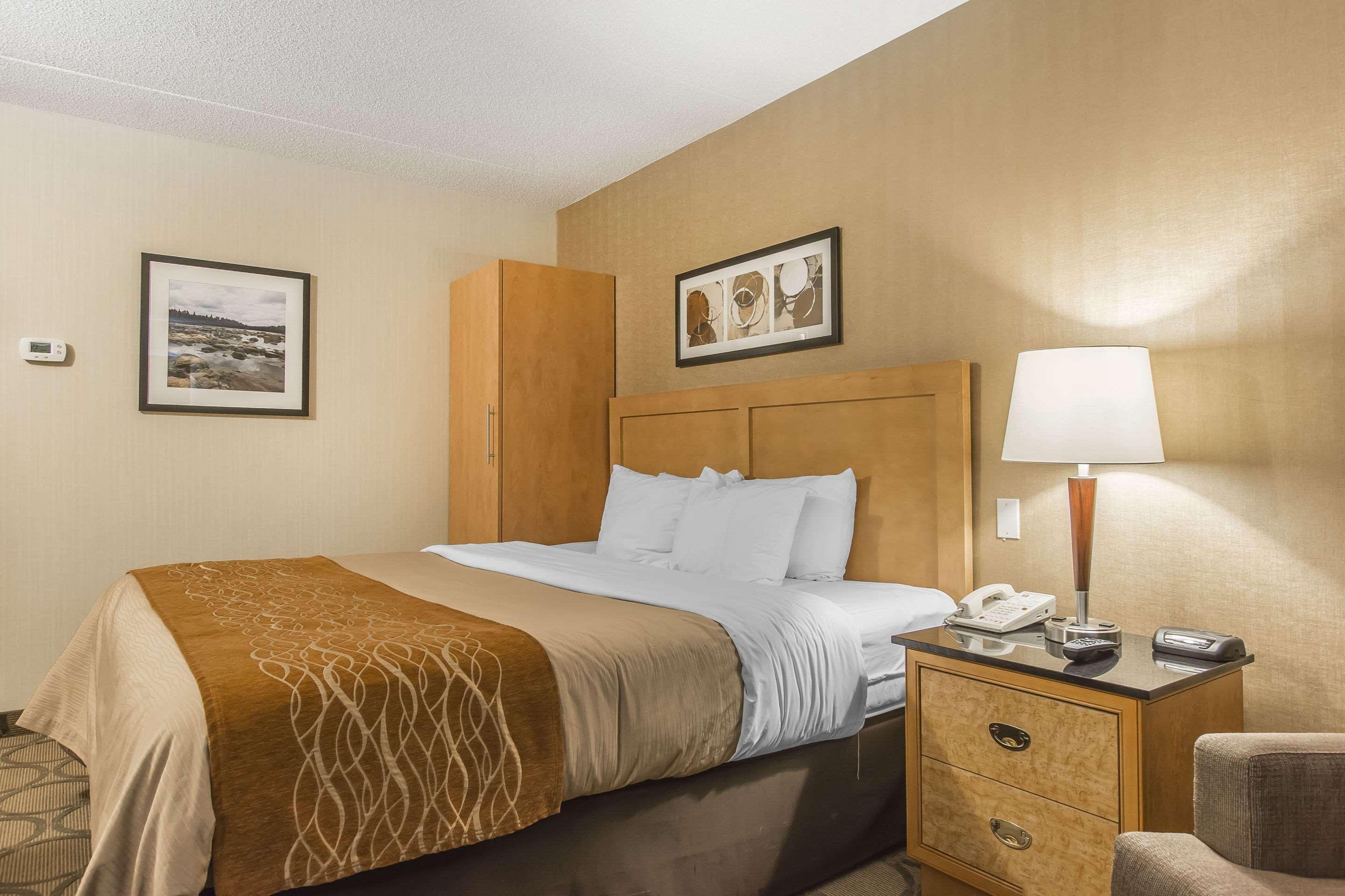 קפוסקאסינג Comfort Inn מראה חיצוני תמונה