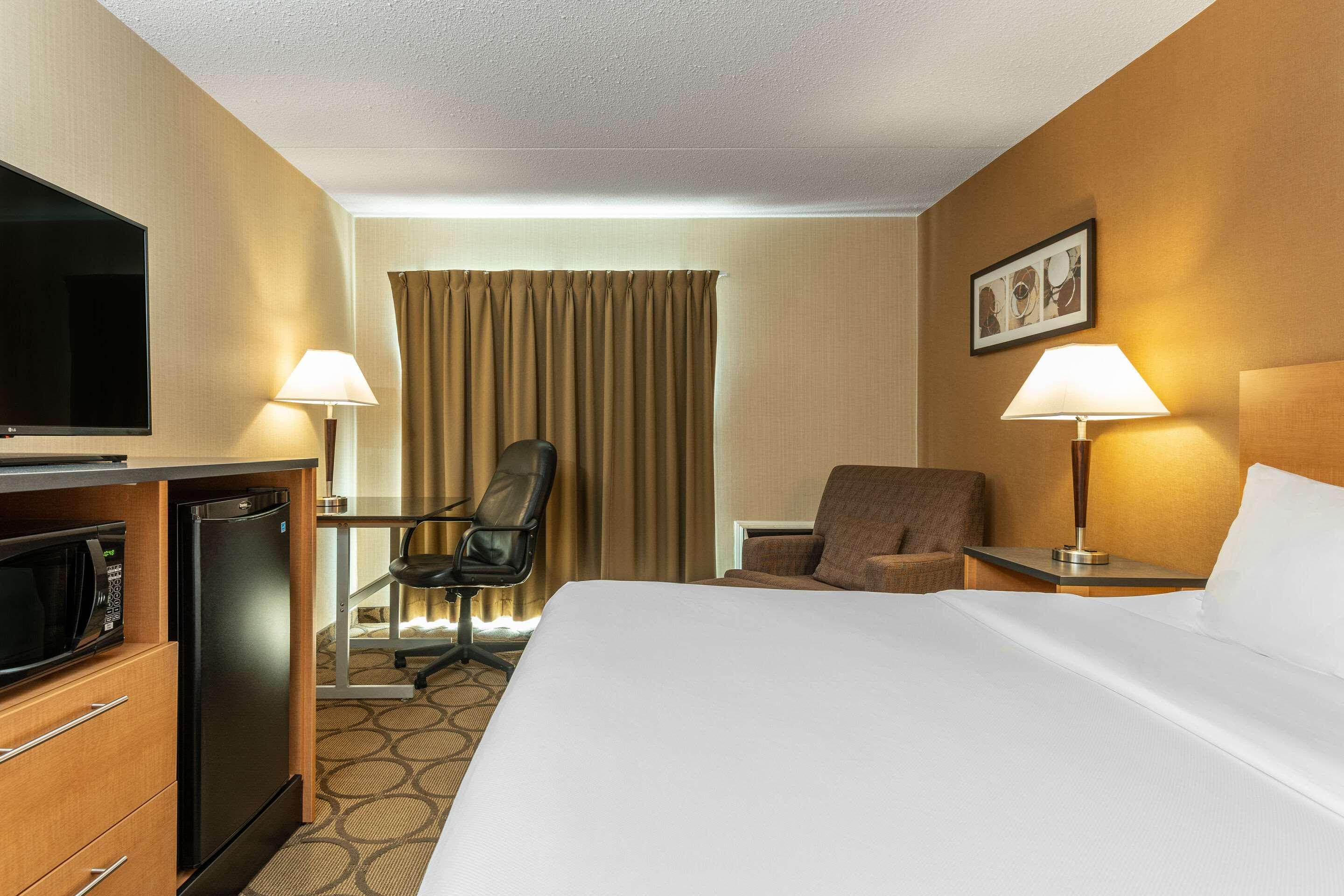 קפוסקאסינג Comfort Inn מראה חיצוני תמונה