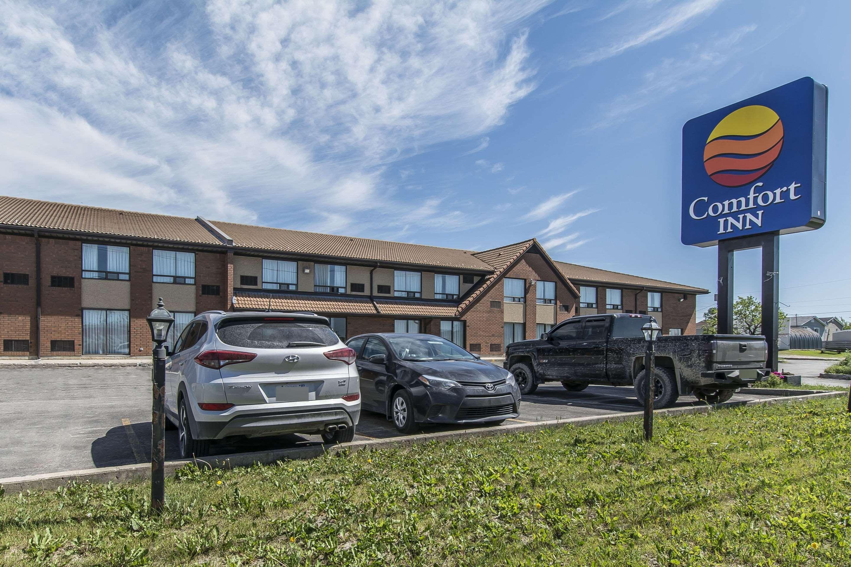 קפוסקאסינג Comfort Inn מראה חיצוני תמונה