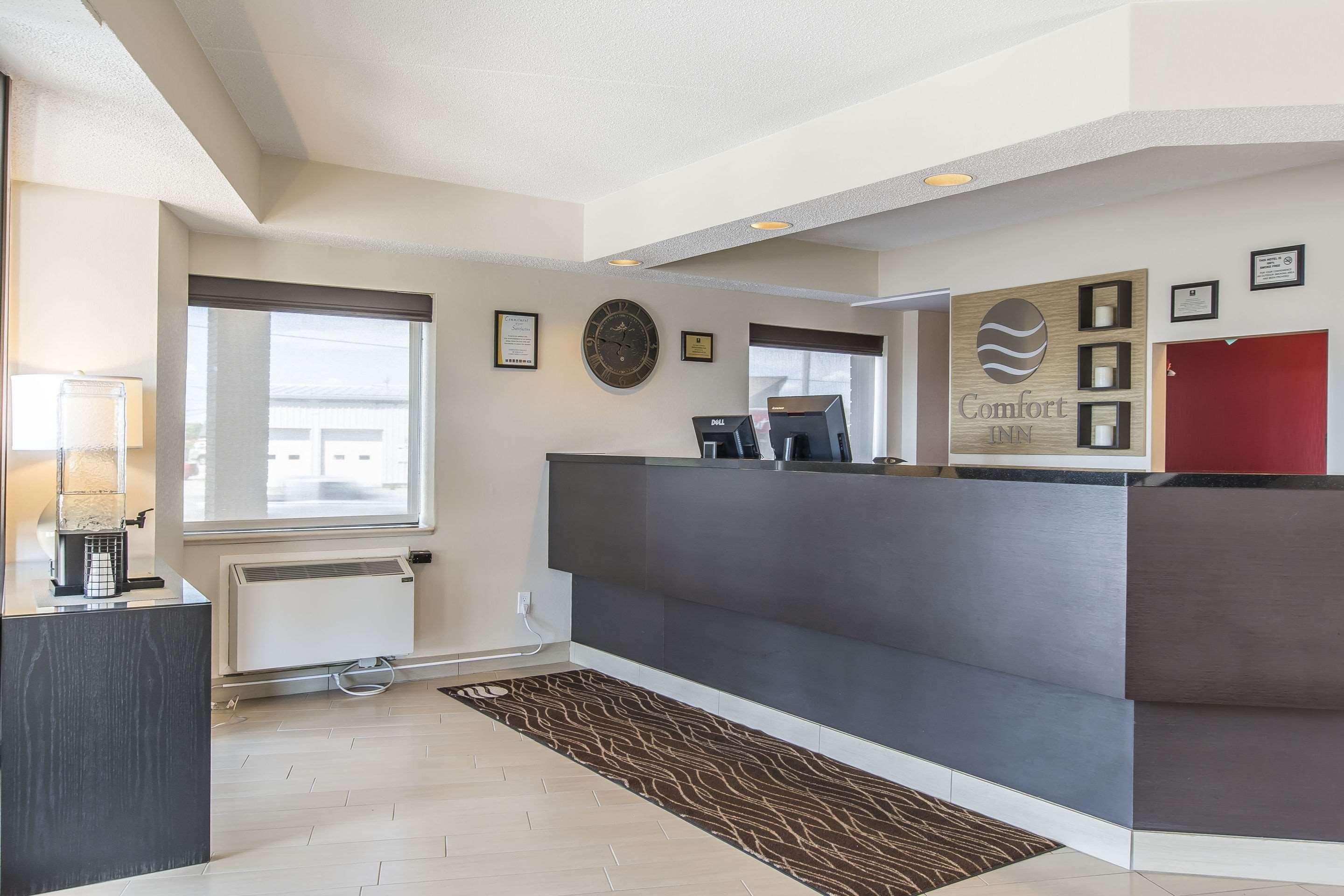 קפוסקאסינג Comfort Inn מראה חיצוני תמונה